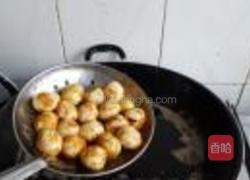 双鲍菇虎皮蛋红烧肉的做法图解2