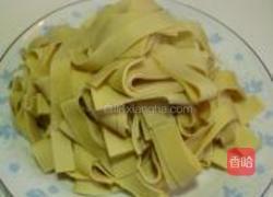 青椒炒豆皮的做法图解3