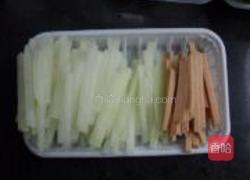 冬瓜条煸海鲜菇的做法图解3