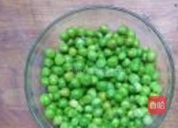 豌豆玉米炒虾球的做法图解2