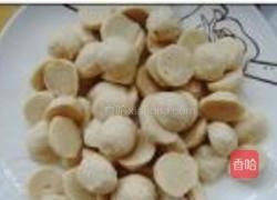 小炒鸡肉丸的做法图解1