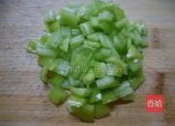 豌豆米炒鸡蛋的做法图解4