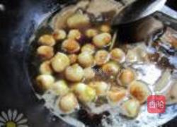 虎皮鹌鹑蛋烧肉的做法图解12