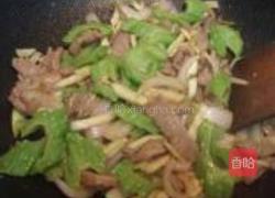黑椒苦瓜牛柳的做法图解12