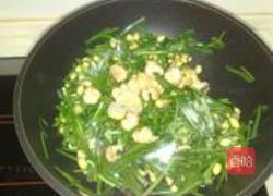 韭菜豆嘴炒虾仁的做法图解8