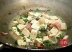 咸肉香菜豆腐汤的做法图解6