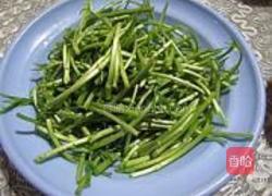 芦蒿炒咸肉的做法图解1