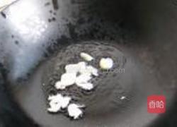 火腿炒豌豆荚的做法图解4