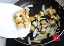葱烧豆腐的做法图解7