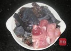 海底椰响螺乌鸡汤的做法图解2