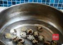笨鸡炖虎皮鹌鹑蛋的做法图解2