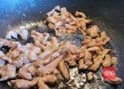 九层塔炒鸡肉芦笋的做法图解5