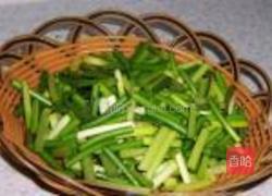 腊味火腿炒蒜薹的做法图解4