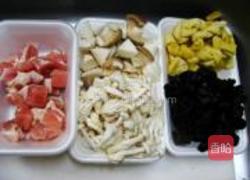 群菇烧百叶的做法图解1