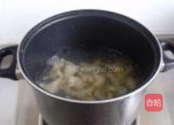 排骨毛豆炖面筋的做法图解3