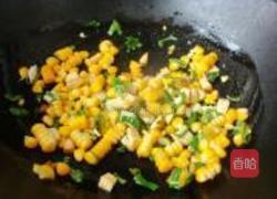 焦香鸡肉炒馒头的做法图解3