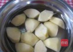 苹果酸焖鸡翅的做法图解2