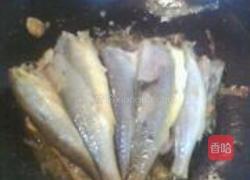 红烧小黄鱼的做法图解2