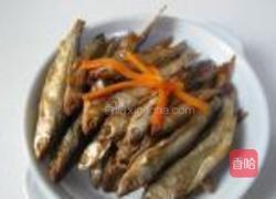 青椒熏香小鱼干的做法图解4