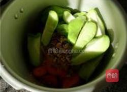 合掌瓜清保凉汤的做法图解4