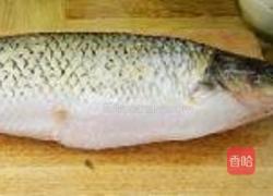 鱼头鱼骨豆腐汤的做法图解1
