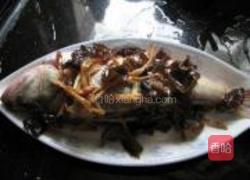 特色蒸鲈鱼的做法图解14