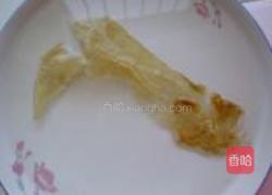 鱼胶炖猪肚的做法图解1