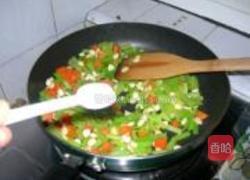 芹菜炒杏仁的做法图解10