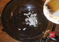 鸡蛋炒芹菜的做法图解4