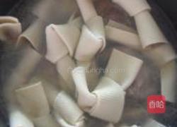 豆皮筒骨鲜汤的做法图解7