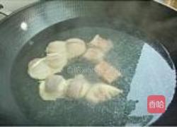 鸭胗鸭血煲的做法图解3