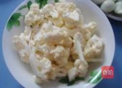 菜花鹌鹑蛋的做法图解1