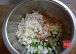 马蹄鸡球木耳汤的做法图解2