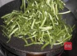 芦蒿炒肉丝的做法图解5