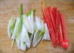香干鸡蛋炒细面的做法图解2