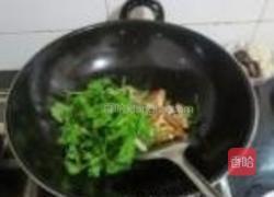五香豆腐炒芹菜的做法图解4