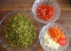 酸豆角炒肉末的做法图解1