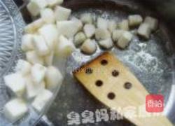 清爽马蹄炒凤尾的做法图解6