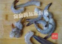清爽马蹄炒凤尾的做法图解2
