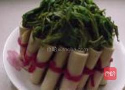 豆腐皮香椿卷的做法图解5