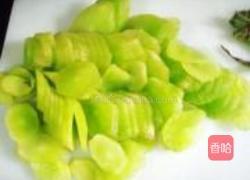 莴笋炒平菇的做法图解2