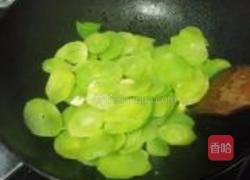 莴笋炒平菇的做法图解6