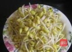 素炒辣味黄豆芽的做法图解1