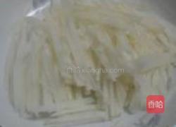 白萝卜炒牛肉的做法图解1