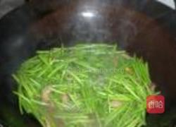 芦蒿炒腊肉的做法图解10
