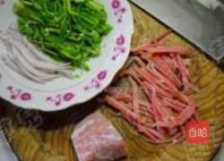 酸辣青椒肉丝的做法图解2