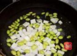 山药毛豆炒蛋的做法图解5