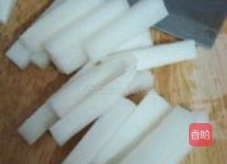 剁椒泡萝卜的做法图解2