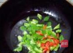毛豆香干炒肉丁的做法图解6