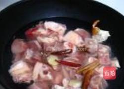 竹笋土豆烧鸡块的做法图解4